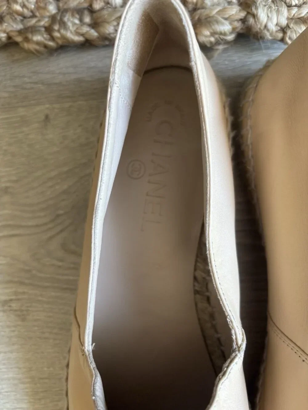 CHANEL Beige Tan & Black Lambskin Espadrilles Shoes Flats Sz 40